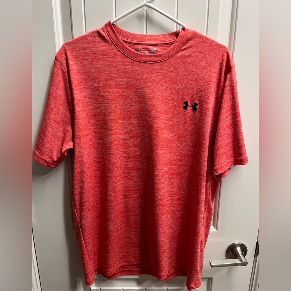 Men’s UnderArmour HeatGear Athletic Shirt